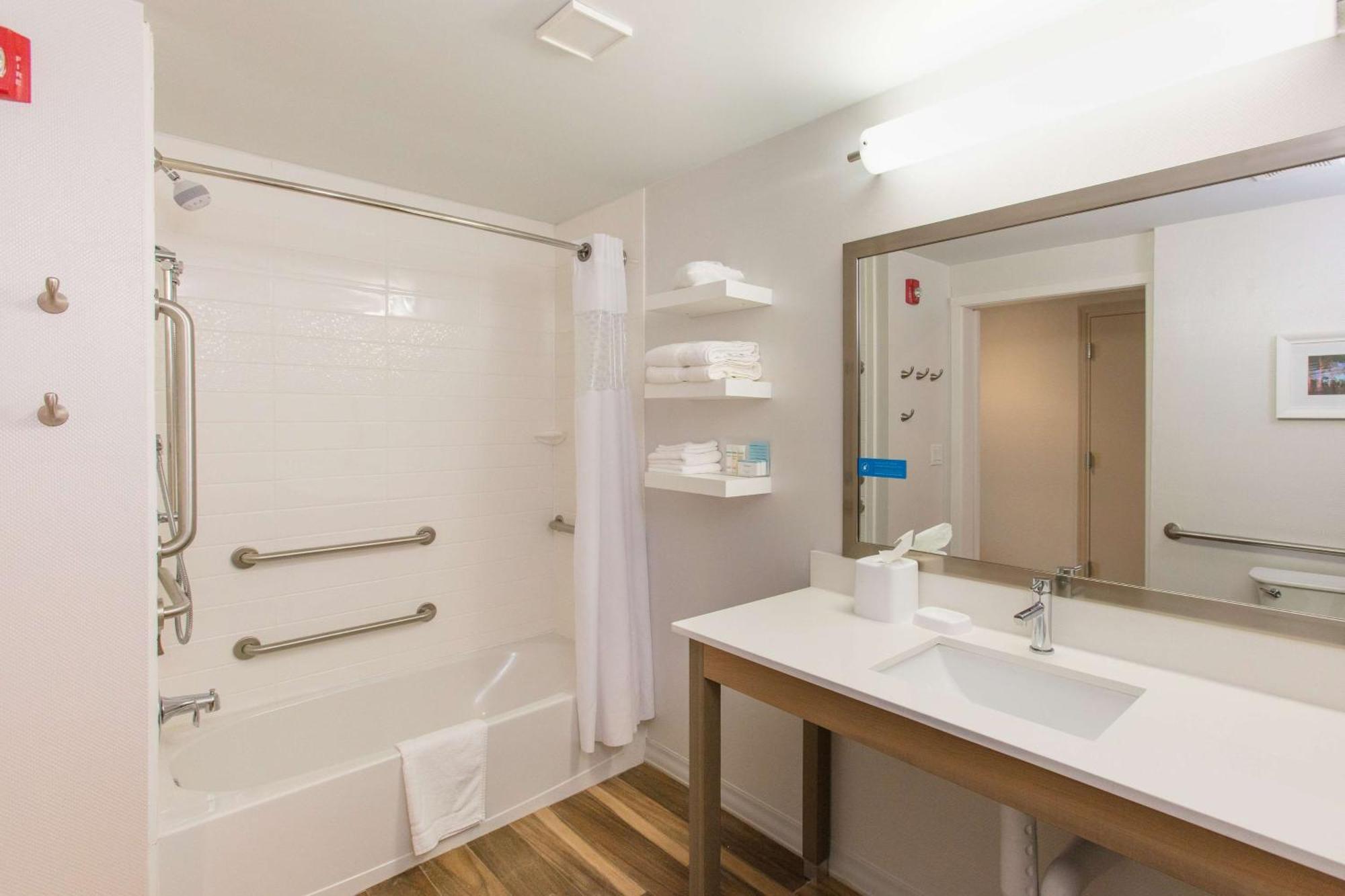 Hampton Inn - Palatka Bagian luar foto