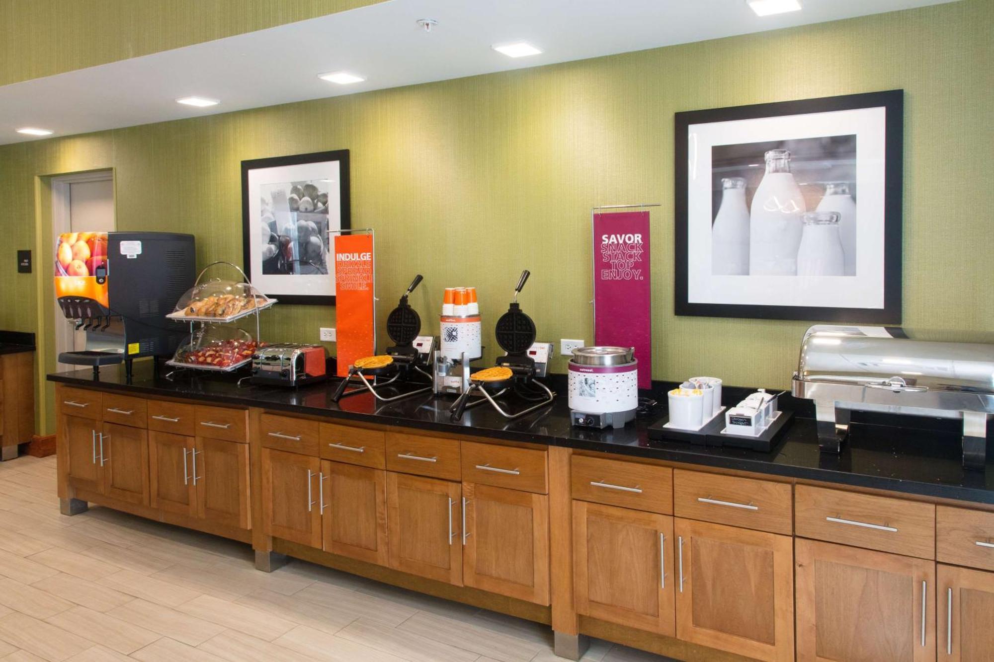 Hampton Inn - Palatka Bagian luar foto