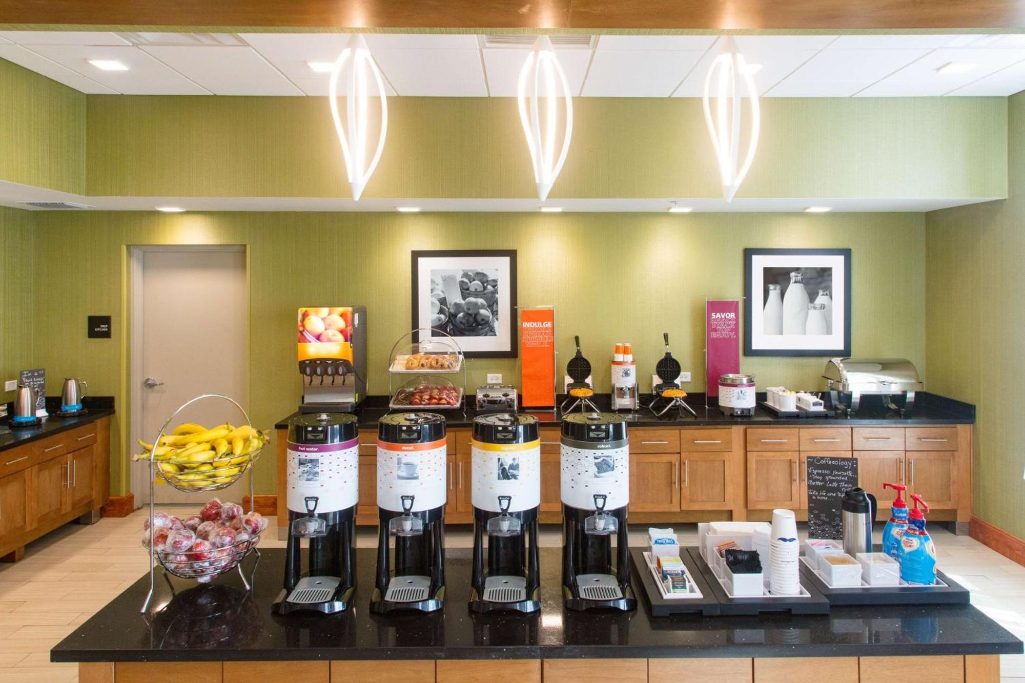 Hampton Inn - Palatka Bagian luar foto