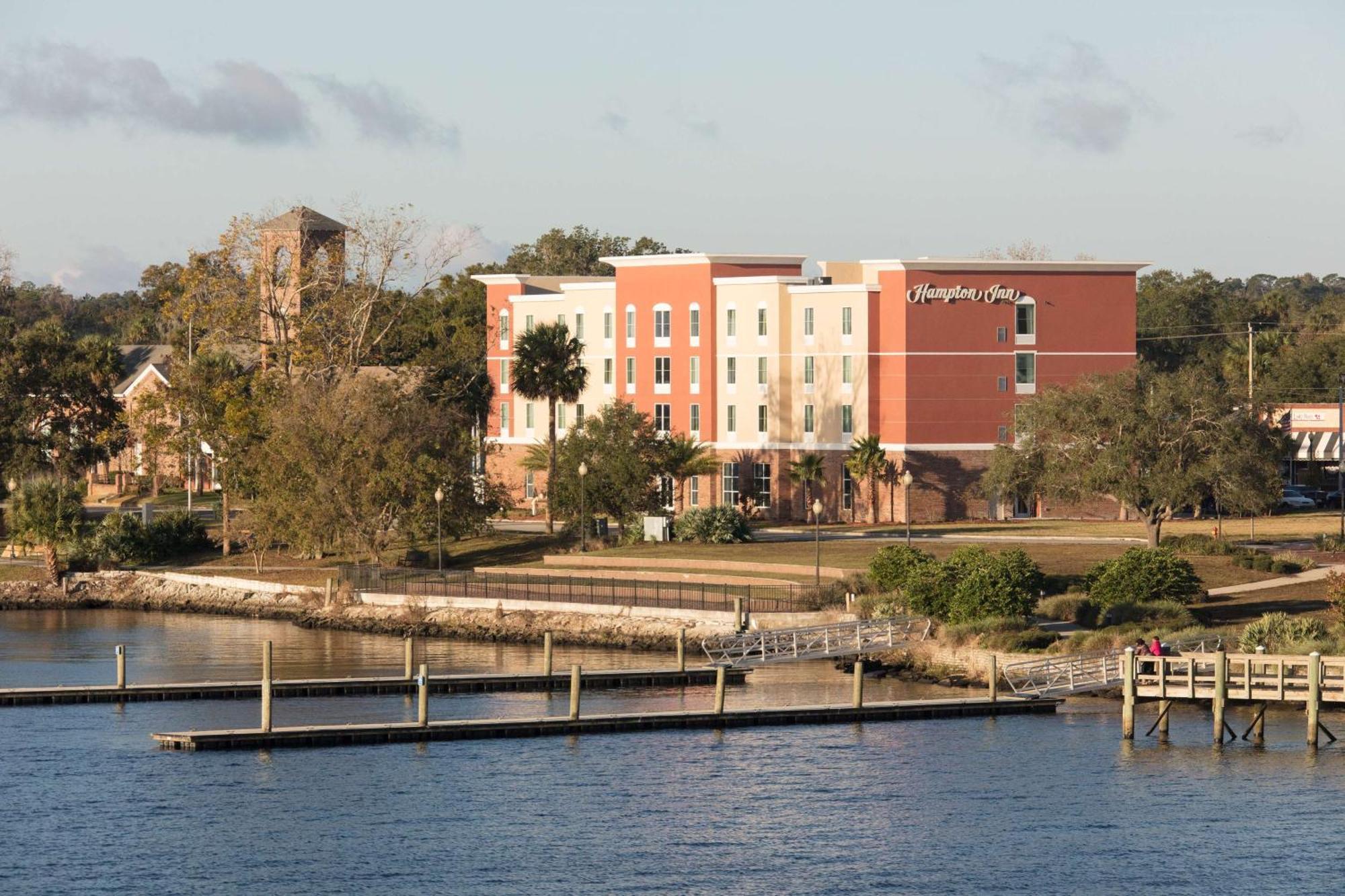 Hampton Inn - Palatka Bagian luar foto